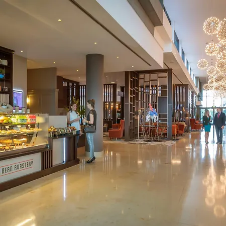 Clayton Hotel Dublin Airport-3